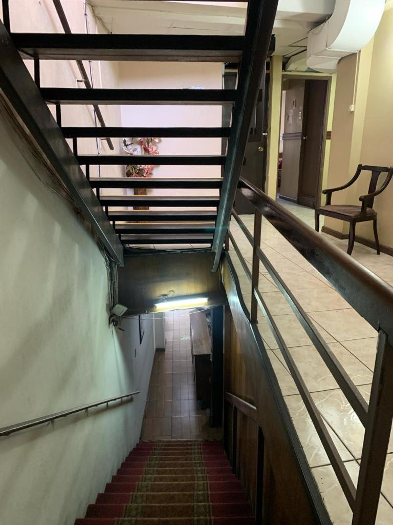 Hotel Alameda サンティアゴ エクステリア 写真
