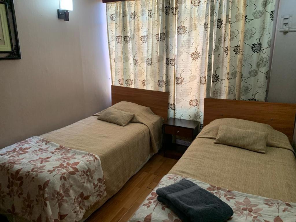 Hotel Alameda サンティアゴ エクステリア 写真