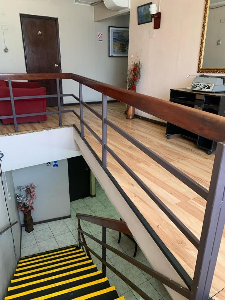 Hotel Alameda サンティアゴ エクステリア 写真